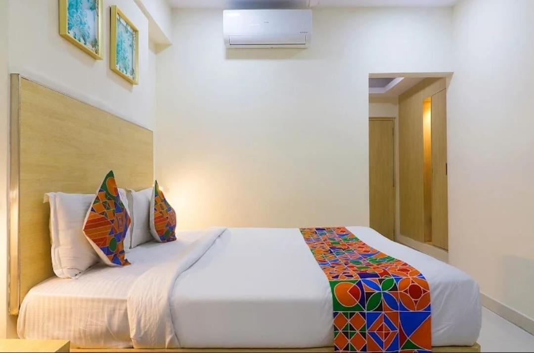 Hotel Swarnas Vijayawāda Eksteriør bilde